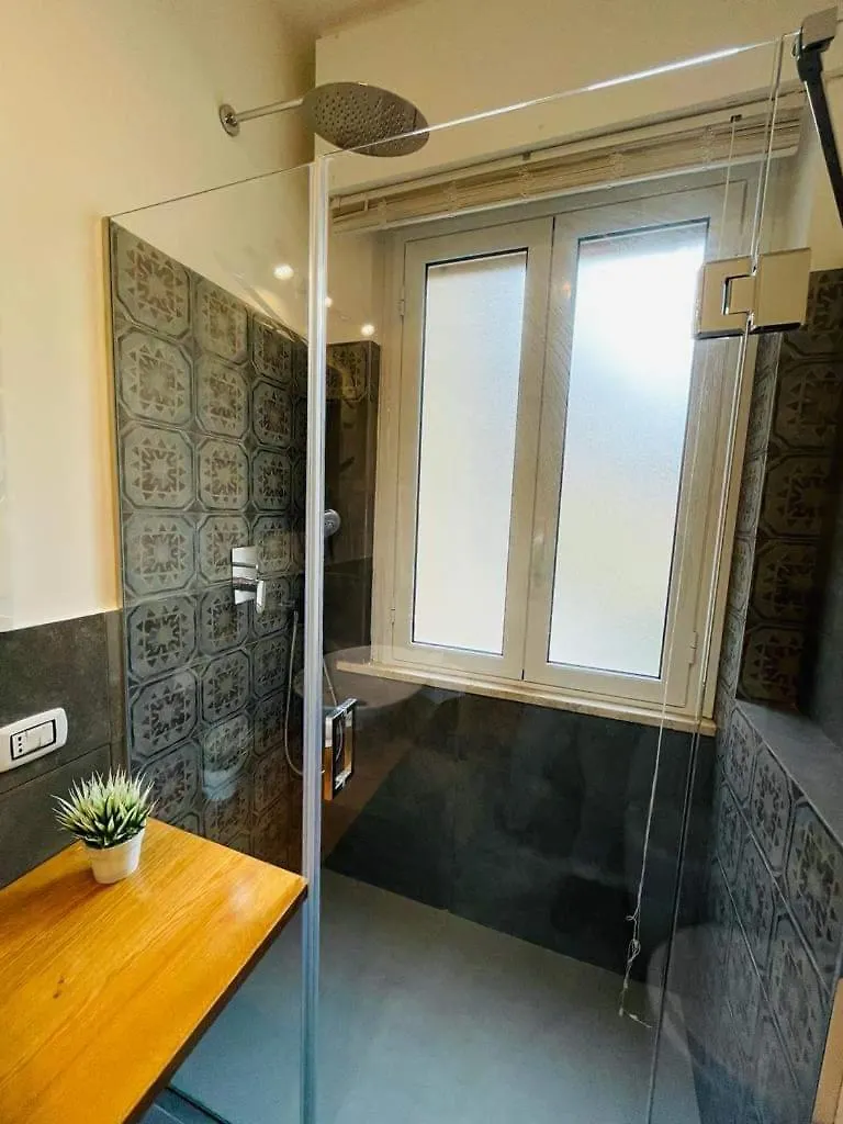 Alessi Design Suite Tra Centro E Mare Palermo Appartamento