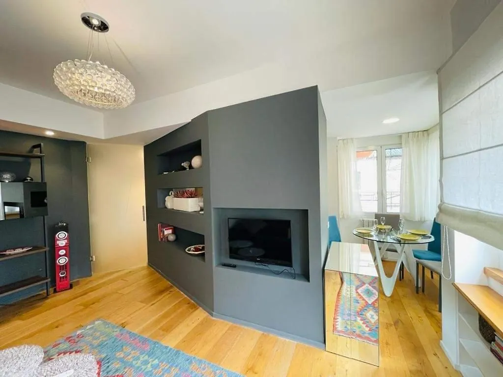 Appartamento Alessi Design Suite Tra Centro E Mare Palermo