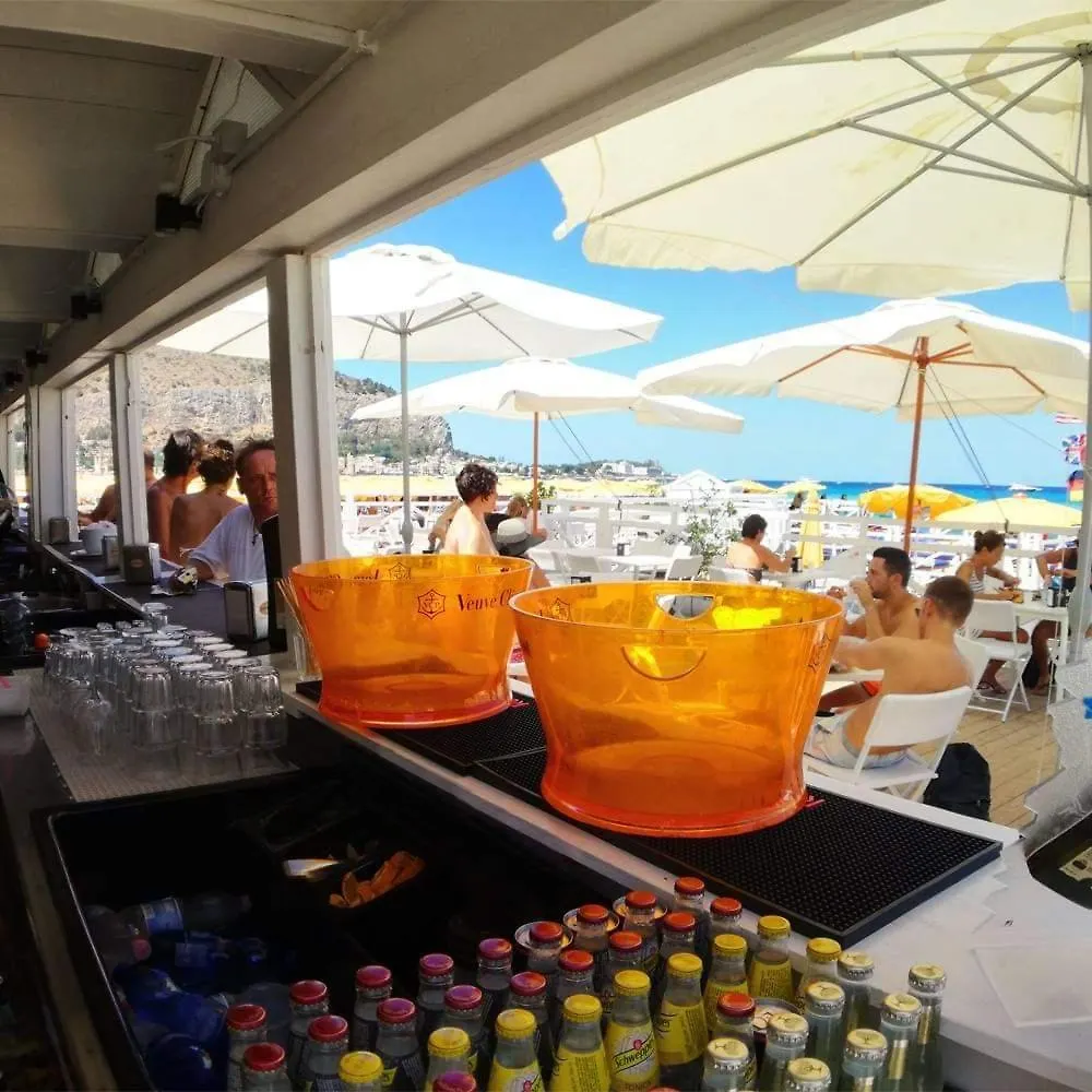Alessi Design Suite Tra Centro E Mare Palermo 0*,  Italia